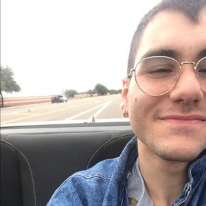 Meet your Posher, Ali